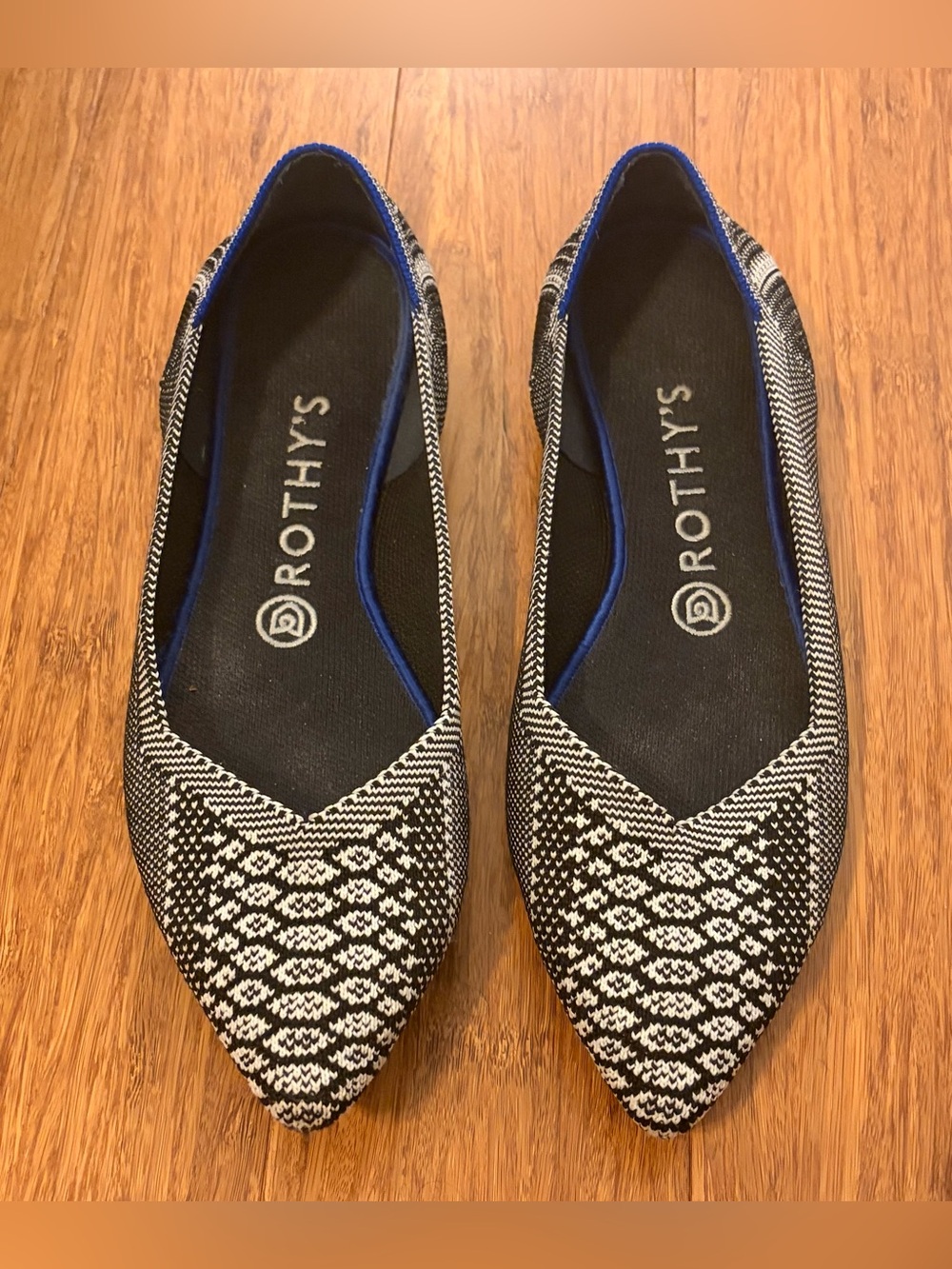 Rothy's Black & White Pointed Knit Flats with Cool Snake Print - Picture 3 of 11
